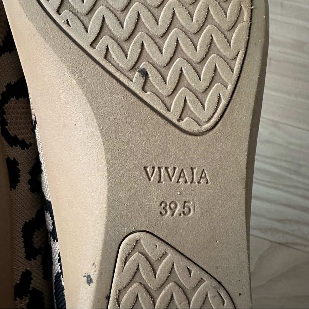 Vivaia Lightweight Pointed-Ballet Flats (Aria Walker) | Dark Leopard | 39.5 - Picture 10 of 10